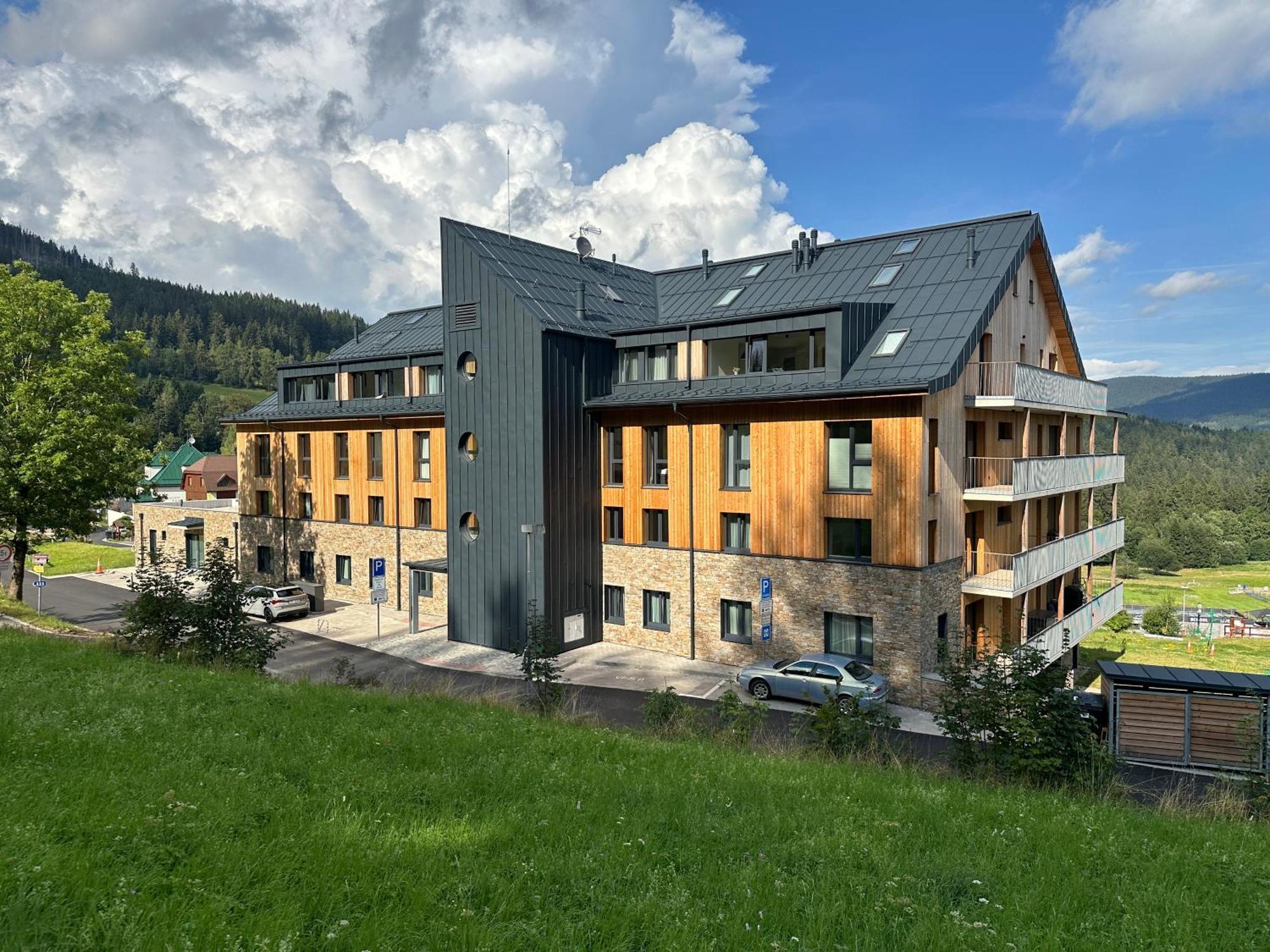 Apartman 扬斯凯拉兹涅 外观 照片